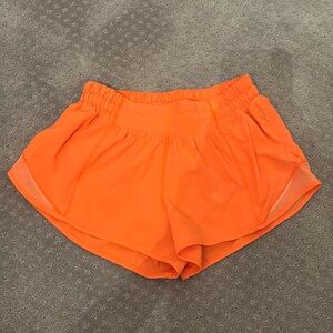 Lululemon Hotty Hot 2.5 Shorts